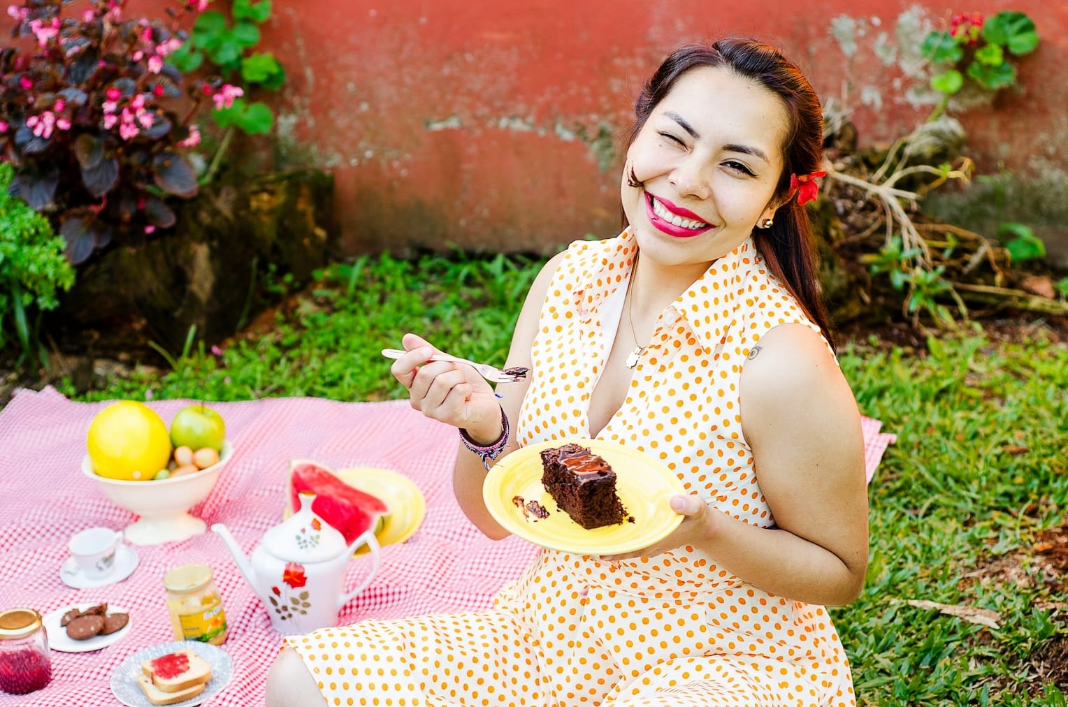 woman eating, desert